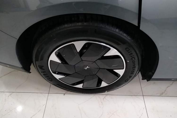 Used XPeng P7+ 2024 Long-Range Max Exterior 5