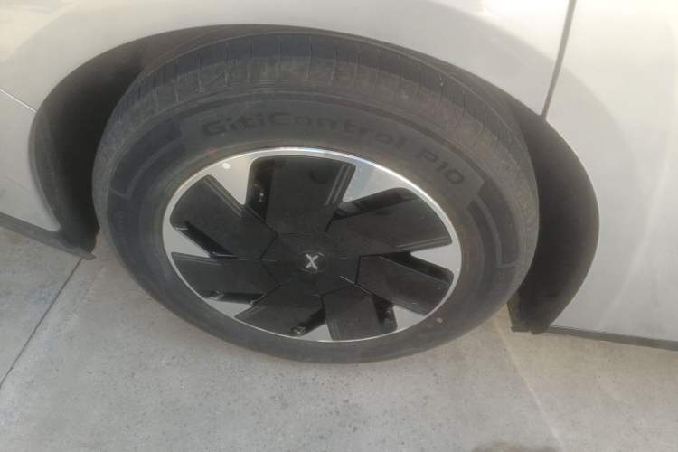 Used XPeng P7+ 2024 Ultra-Long Range Max Exterior 5