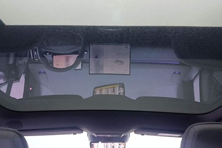 Used XPeng P7+ 2024 Long-Range Max Headliner
