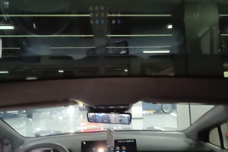 Used XPeng P7+ 2024 Long-Range Max Headliner