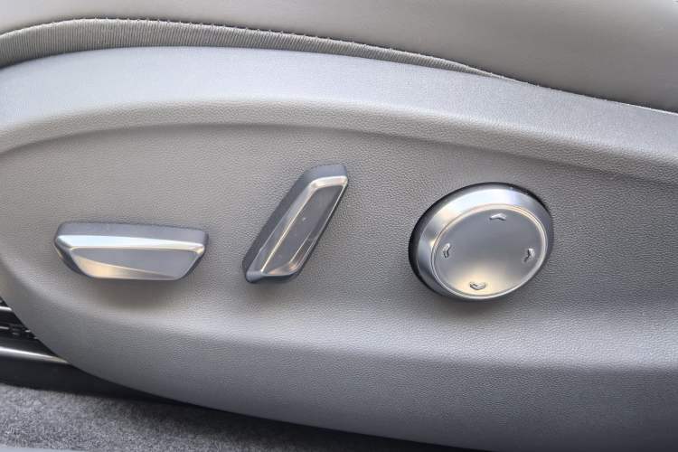Used XPeng P7+ 2024 Long-Range Max Interior 11