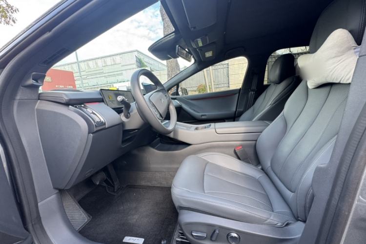 Used XPeng P7+ 2024 Ultra-Long Range Max Interior 2