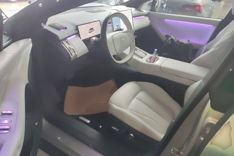 Used XPeng P7+ 2024 Ultra-Long Range Max Interior 3