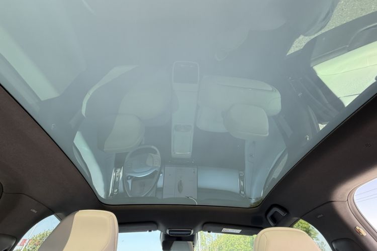 Used XPeng P7+ 2024 Long-Range Max Interior 8