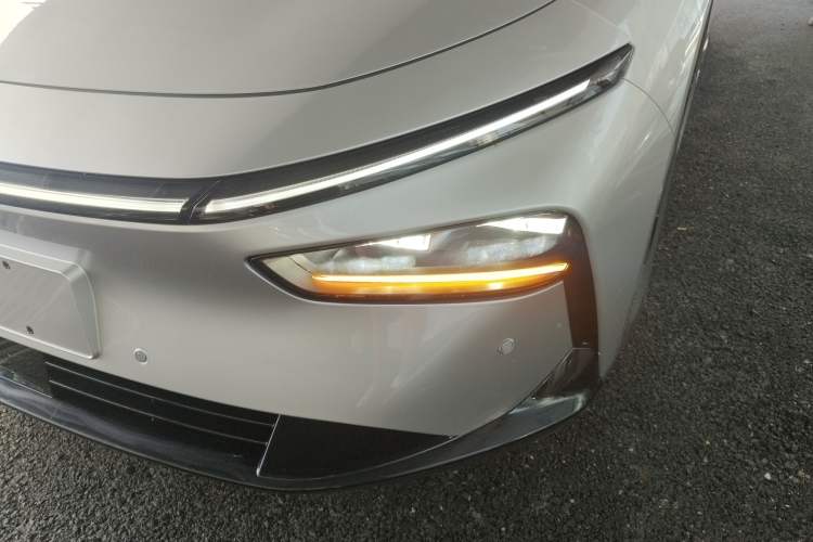 Used XPeng P7+ 2024 Long-Range Max Left Front Headlight