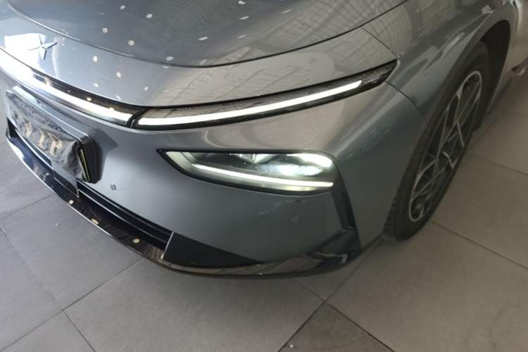 Used XPeng P7+ 2024 Long-Range Max Left Front Headlight
