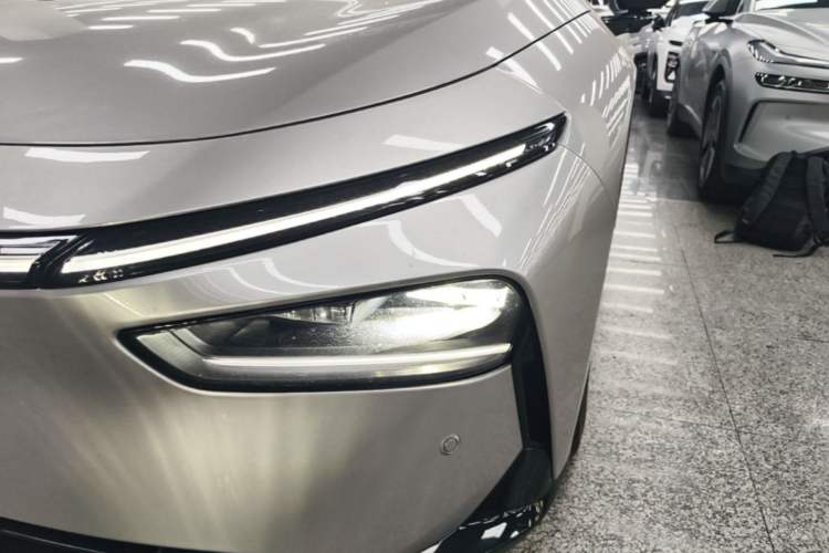 Used XPeng P7+ 2024 Long-Range Max Left Front Headlight