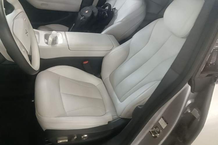 Used XPeng P7+ 2024 Long-Range Max Left Front Seat