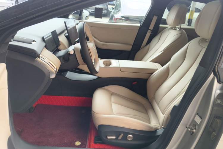 Used XPeng P7+ 2024 Long-Range Max Left Front Seat
