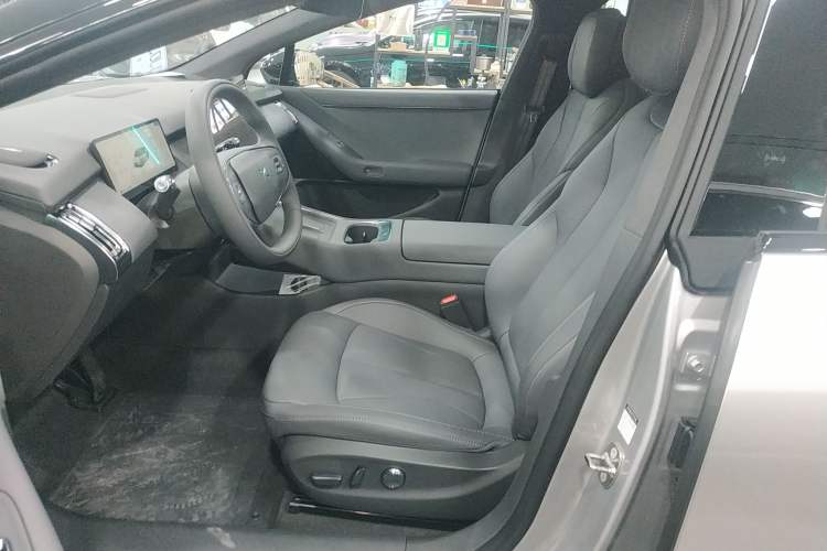 Used XPeng P7+ 2024 Long-Range Max Left Front Seat