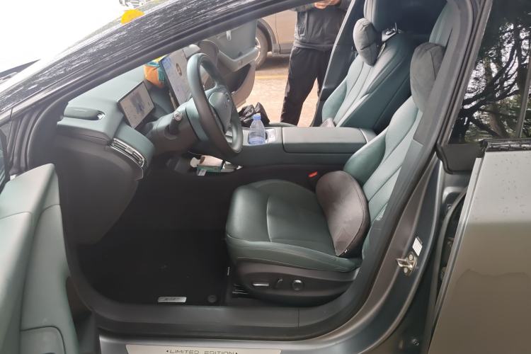 Used XPeng P7+ 2024 Limited Edition Max Left Front Seat