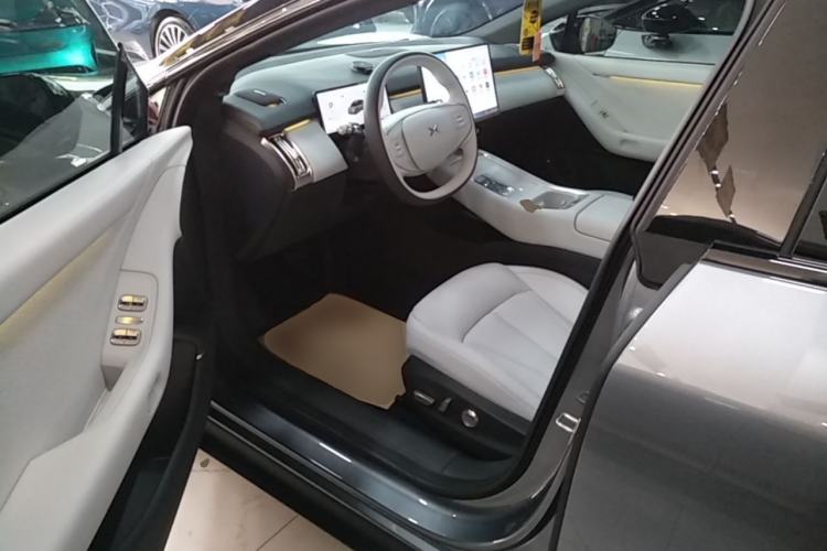 Used XPeng P7+ 2024 Long-Range Max Left Front Seat