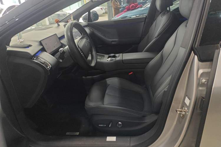 Used XPeng P7+ 2024 Long-Range Max Left Front Seat