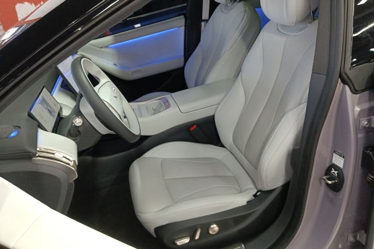 Used XPeng P7+ 2024 Long-Range Max Left Front Seat