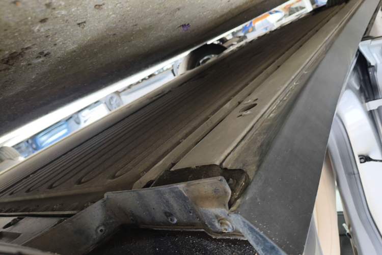 Used XPeng P7+ 2024 Long-Range Max Left Side Sill