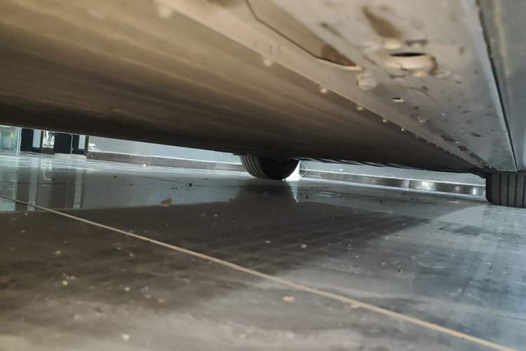 Used XPeng P7+ 2024 Long-Range Max Left Side Sill