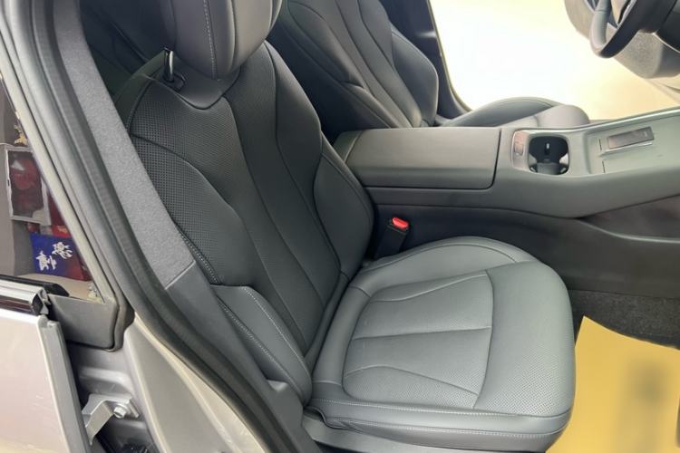 Used XPeng P7+ 2024 Long-Range Max Right Front Seat