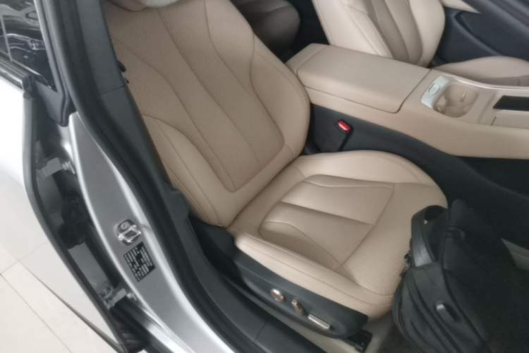 Used XPeng P7+ 2024 Long-Range Max Right Front Seat