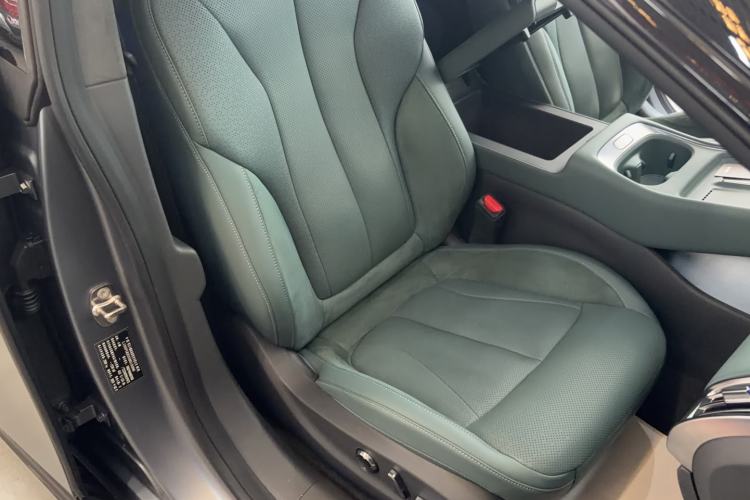 Used XPeng P7+ 2024 Limited Edition Max Right Front Seat