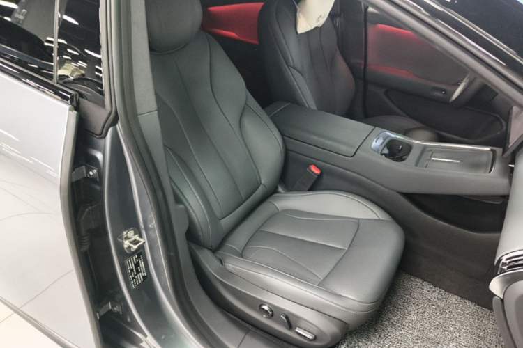 Used XPeng P7+ 2024 Ultra-Long Range Max Right Front Seat