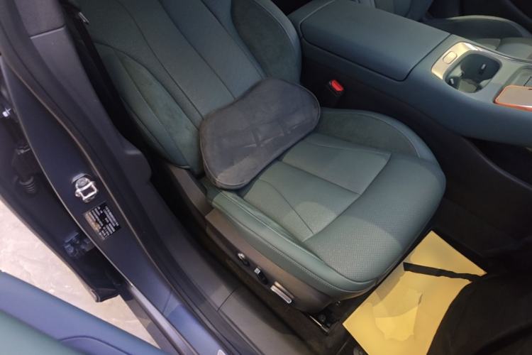 Used XPeng P7+ 2024 Limited Edition Max Right Front Seat