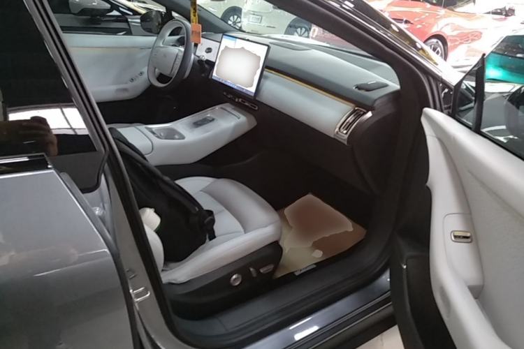 Used XPeng P7+ 2024 Long-Range Max Right Front Seat