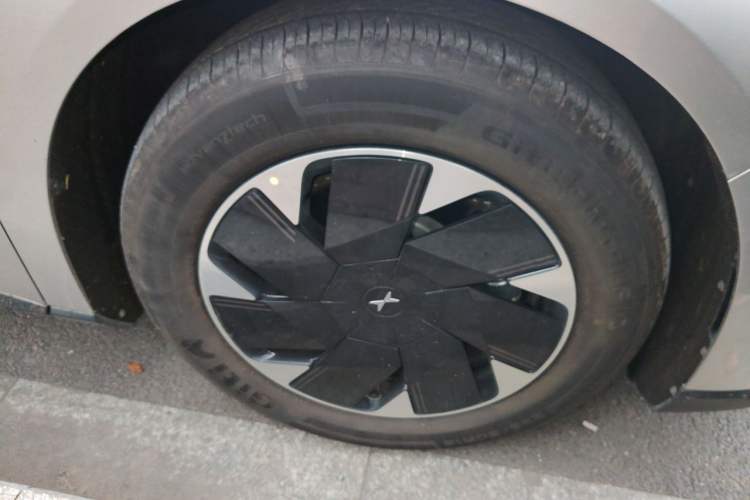 Used XPeng P7+ 2024 Long-Range Max Right Front Wheel Hub