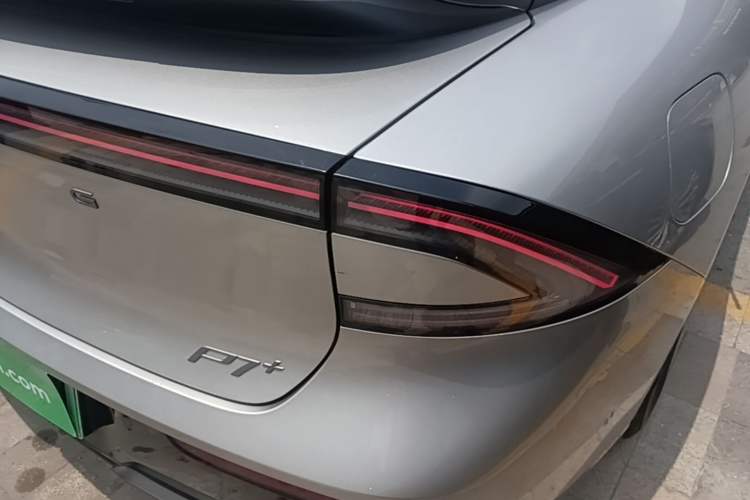 Used XPeng P7+ 2024 Long-Range Max Right Rear Taillight