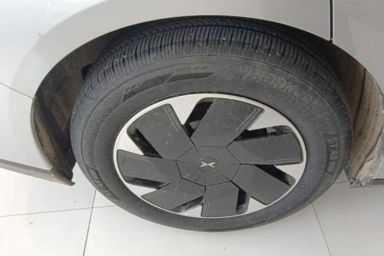 Used XPeng P7+ 2024 Ultra-Long Range Max Right Rear Wheel Hub