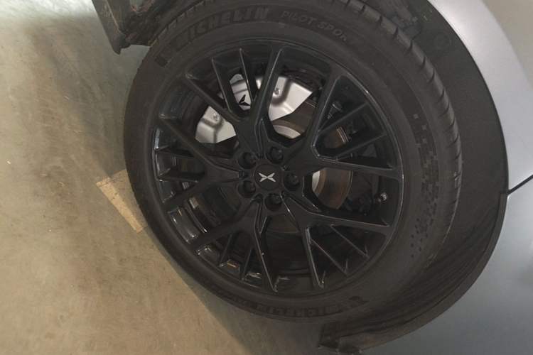 Used XPeng P7+ 2024 Limited Edition Max Right Rear Wheel Hub