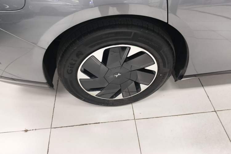 Used XPeng P7+ 2024 Ultra-Long Range Max Right Rear Wheel Hub