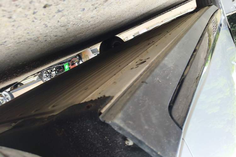 Used XPeng P7+ 2024 Long-Range Max Right Side Sill