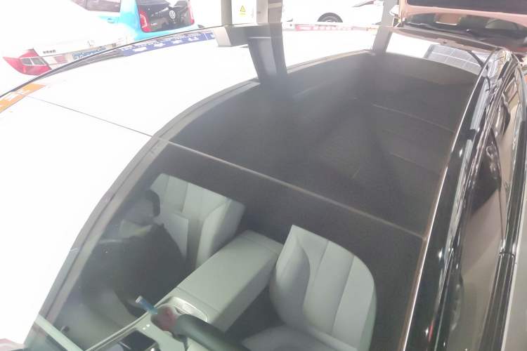 Used XPeng P7+ 2024 Ultra-Long Range Max Roof