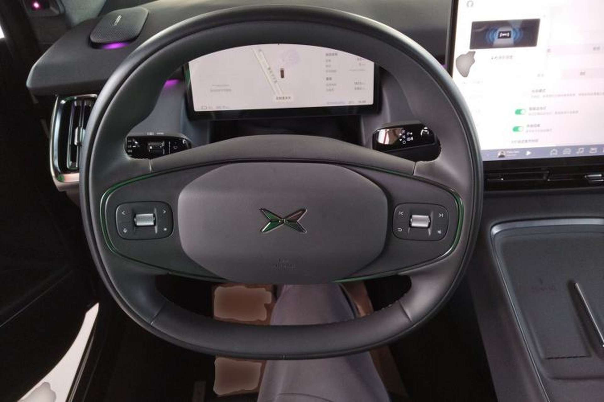 Used XPeng P7+ 2024 Long-Range Max Steering Wheel