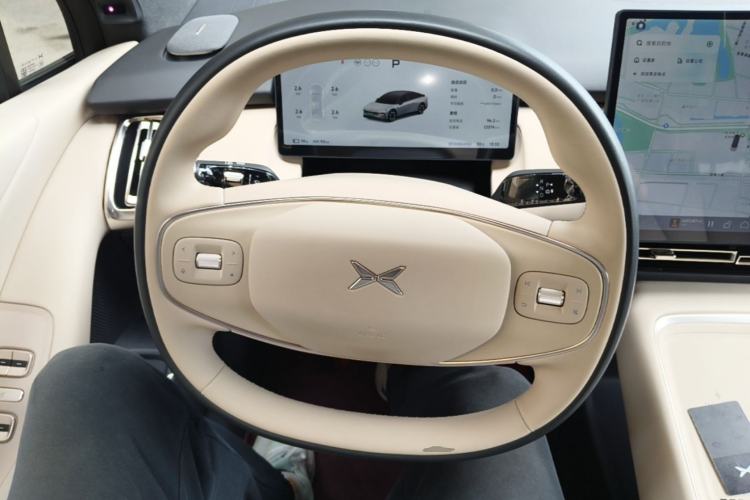 Used XPeng P7+ 2024 Long-Range Max Steering Wheel