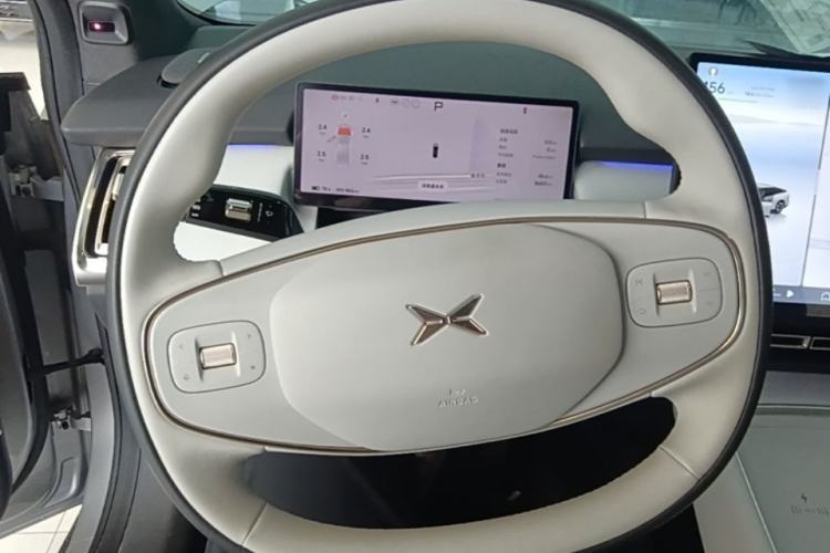 Used XPeng P7+ 2024 Ultra-Long Range Max Steering Wheel