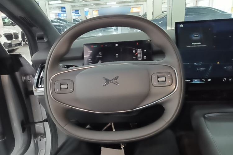 Used XPeng P7+ 2024 Long-Range Max Steering Wheel