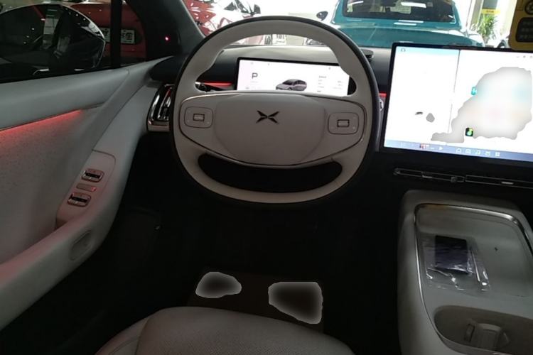 Used XPeng P7+ 2024 Long-Range Max Steering Wheel