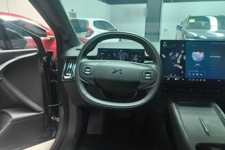 Used XPeng P7+ 2024 Long-Range Max Steering Wheel