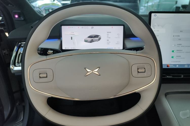 Used XPeng P7+ 2024 Long-Range Max Steering Wheel