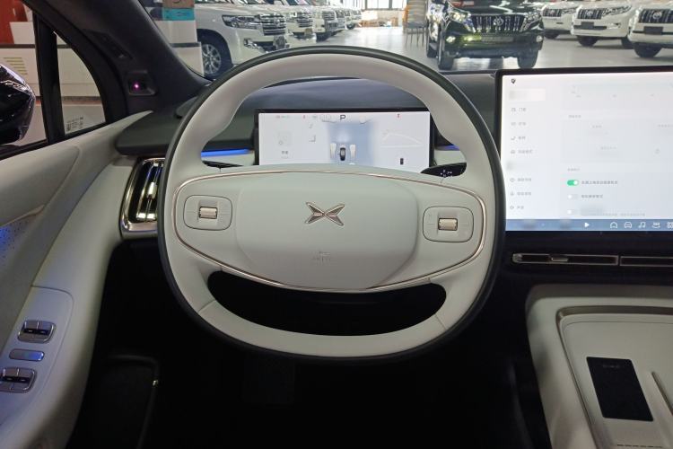 Used XPeng P7+ 2024 Long-Range Max Steering Wheel