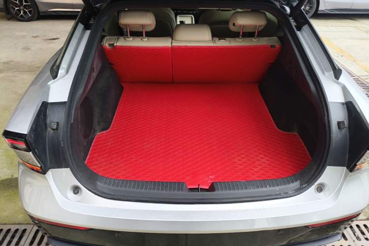Used XPeng P7+ 2024 Long-Range Max Trunk