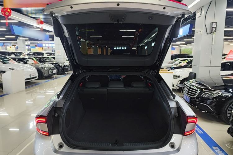 Used XPeng P7+ 2024 Ultra-Long Range Max Trunk