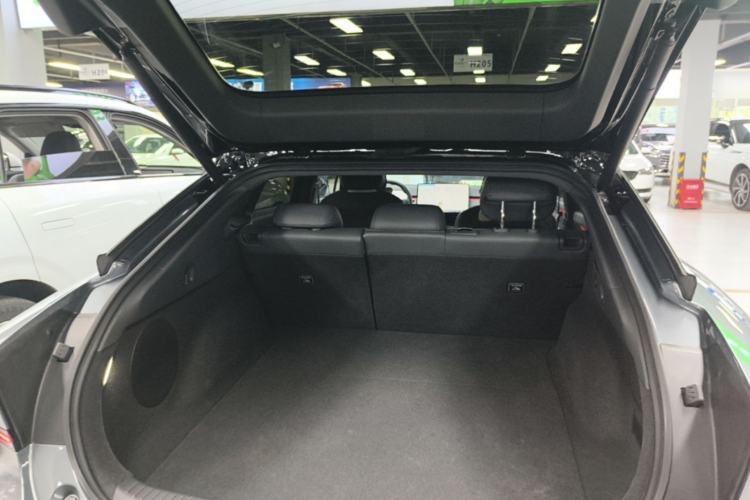 Used XPeng P7+ 2024 Ultra-Long Range Max Trunk