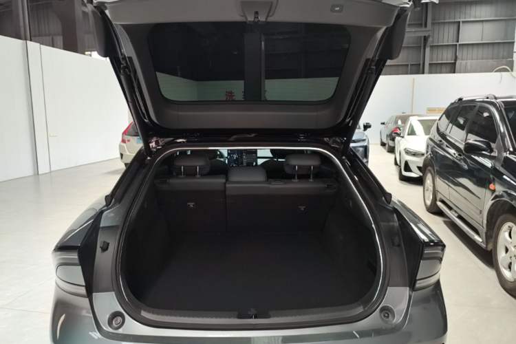 Used XPeng P7+ 2024 Long-Range Max Trunk