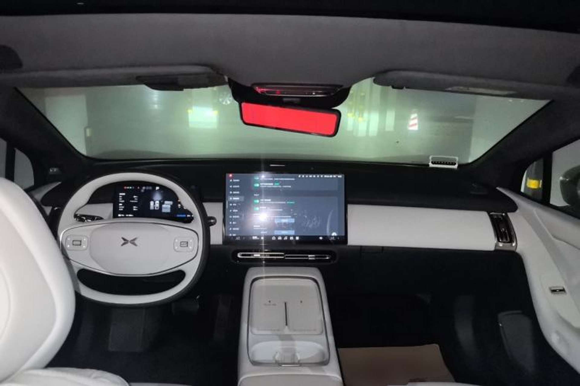 Used XPeng P7+ 2024 Long-Range Max Center Console
