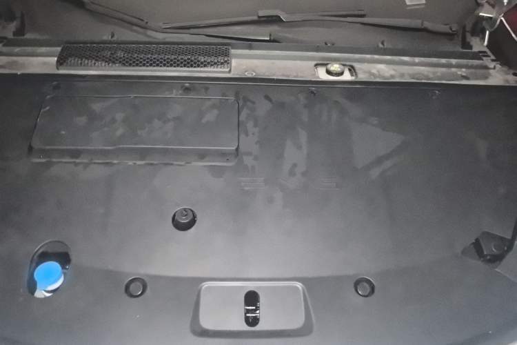 Used XPeng P7+ 2024 Long-Range Max Engine Bay