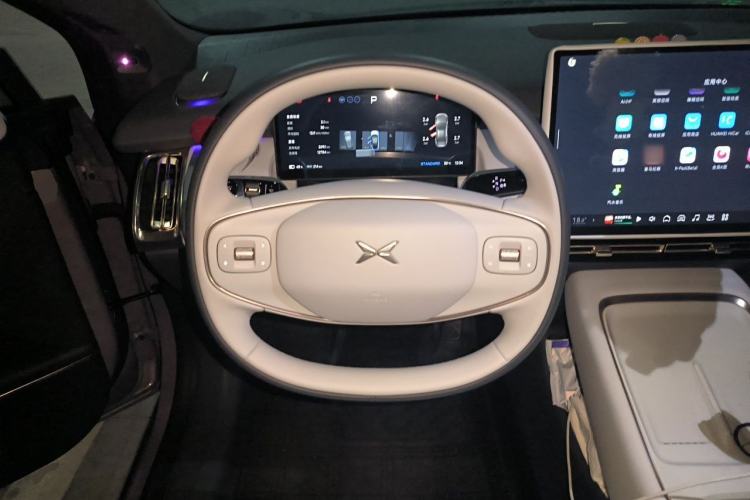 Used XPeng P7+ 2024 Long-Range Max Steering Wheel