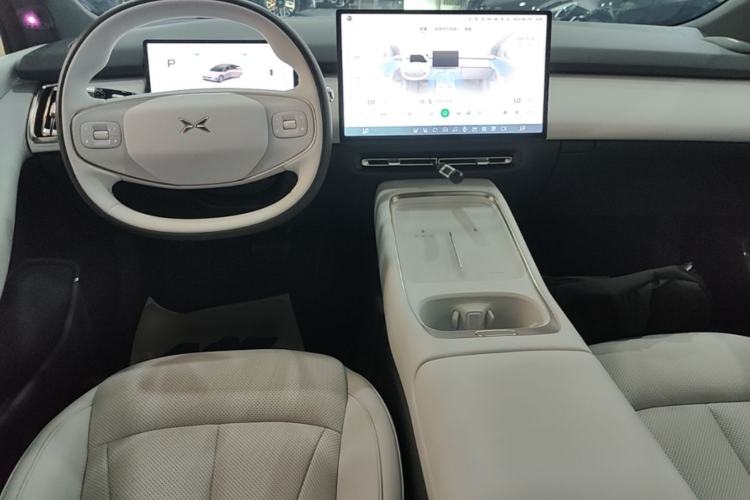 Used XPeng P7+ 2024 Ultra-Long Range Max Center Console