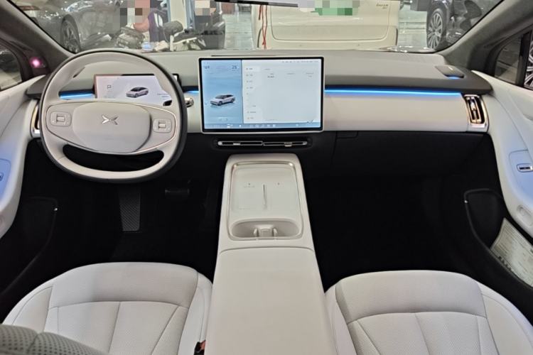 Used XPeng P7+ 2024 Ultra-Long Range Max Center Console